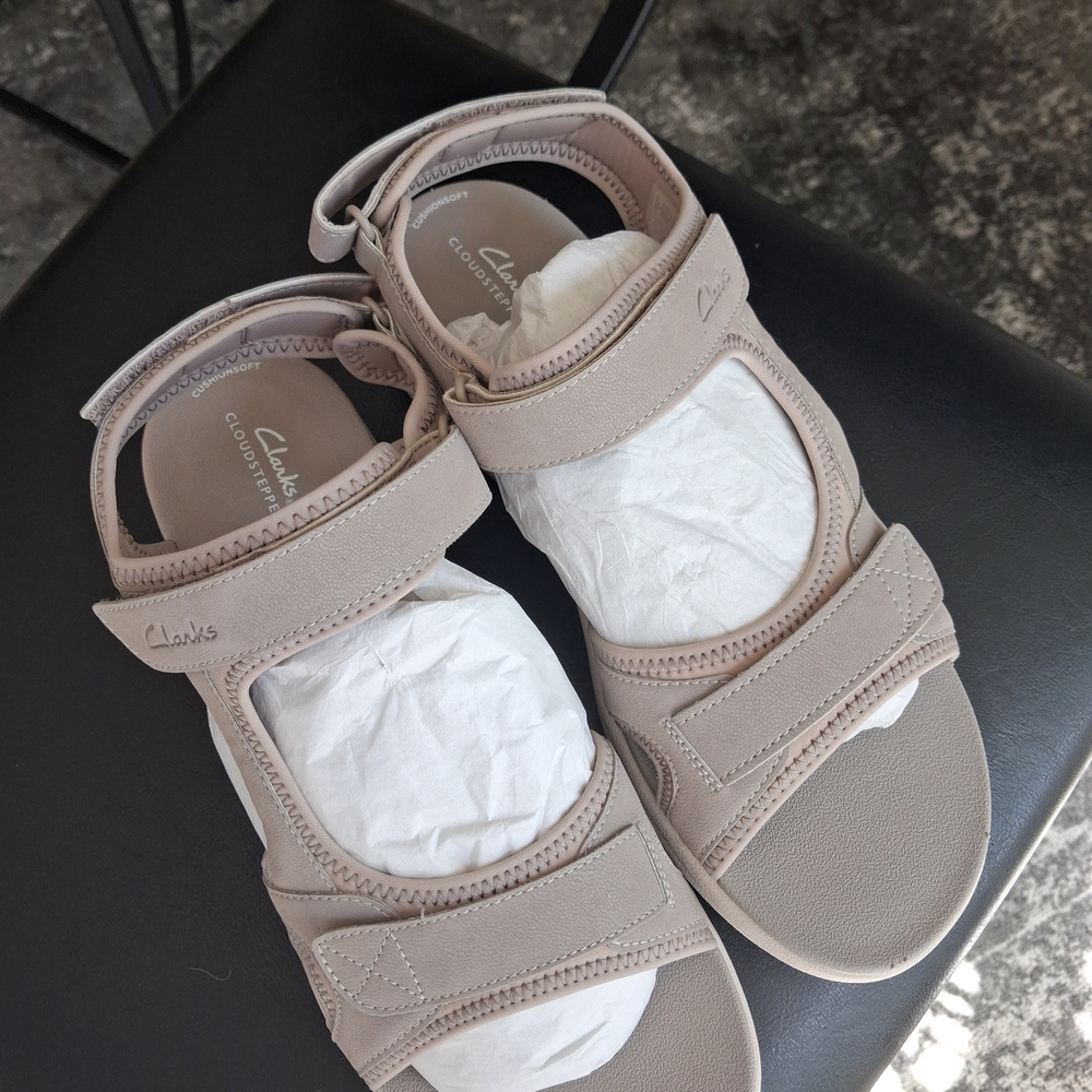 Clarks Mira Bay Stone Beige Sandals